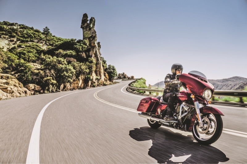 The Milwaukee-Eight 107 powers the entire Touring like, which also features greatly upgraded suspention, heat-reducing improvements, and a myriad of new Custom, Hard Candy and other paint options.