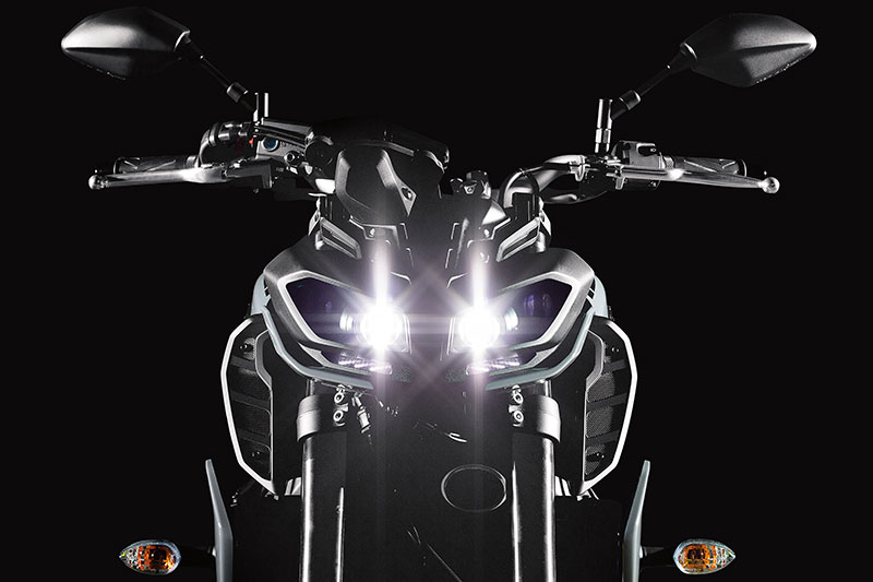 The 2017 Yamaha FZ-09's dual LED headlights are like the ones on the FZ-10.