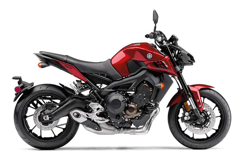 2017 Yamaha FZ-09 in Candy Red