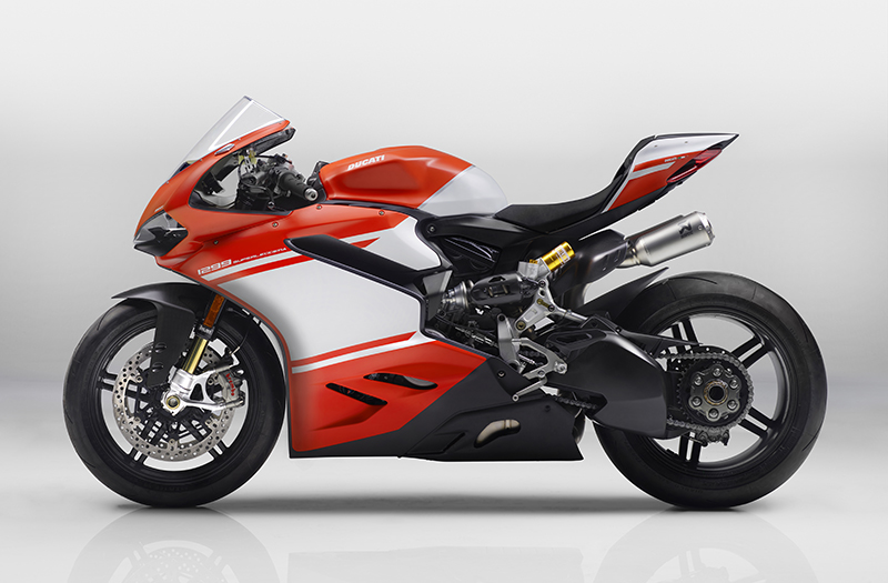 The 215-horsepower, 368-pound Ducati 1299 Superleggera is not a bike for the faint of heart.