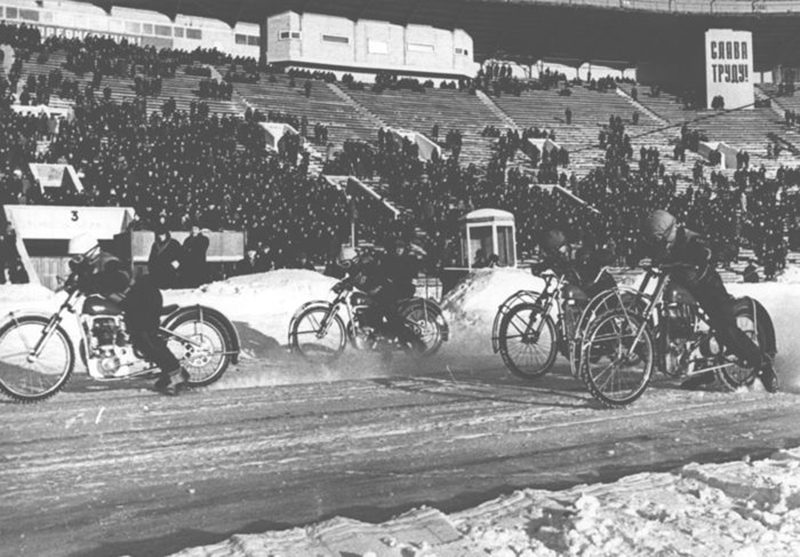 Old ice racing picture