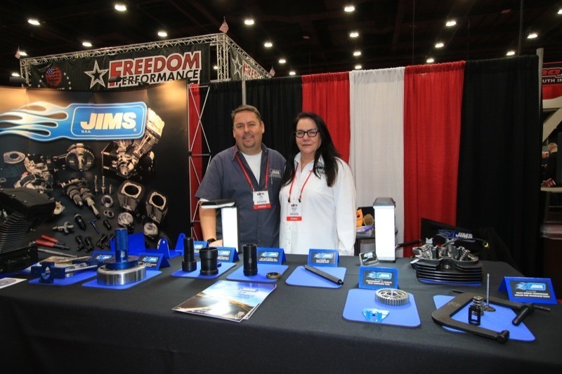 (L.–r.) Paul Platt and Denise Hughes display JIMS’ new products for the Milwaukee-Eight engine