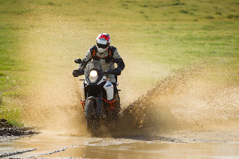 2017 KTM 1090 Adventure R mud puddle