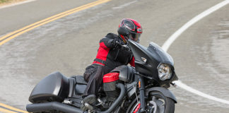 2017 Moto Guzzi MGX-21 Flying Fortress