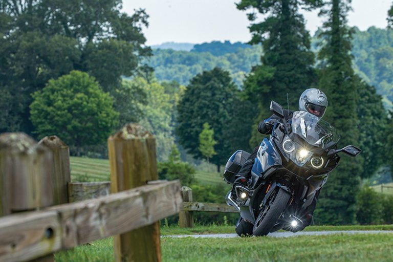 2018 BMW K 1600 B Bagger | Road Test Review | Rider Magazine