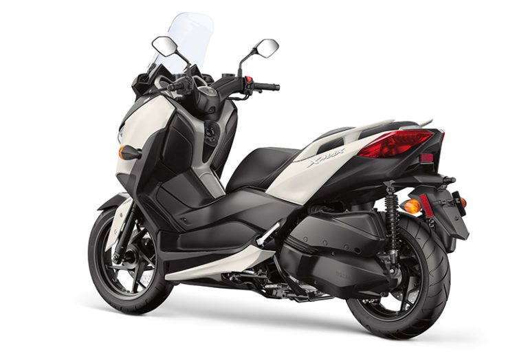 2018 Yamaha XMAX Scooter | First Look Review | Rider Magazine
