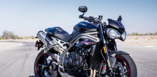 2018 Triumph Speed Triple RS in Matte Jet Black