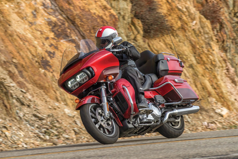 2018 Harley-Davidson Road Glide Ultra vs. Indian Roadmaster vs. Yamaha ...