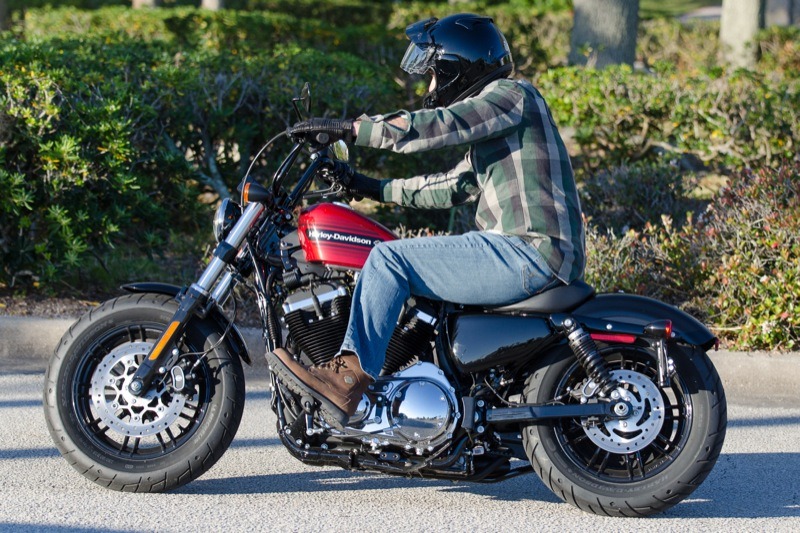 The Forty-Eight offers rear screw-adjustable emulsion shocks to smooth out rough roads, making it fun to ride