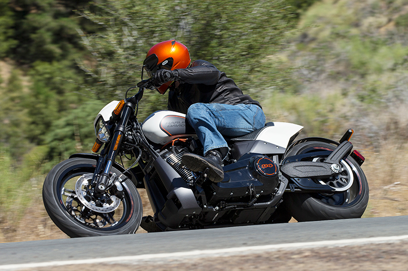  2019  Harley  Davidson  FXDR  114 First Ride Review