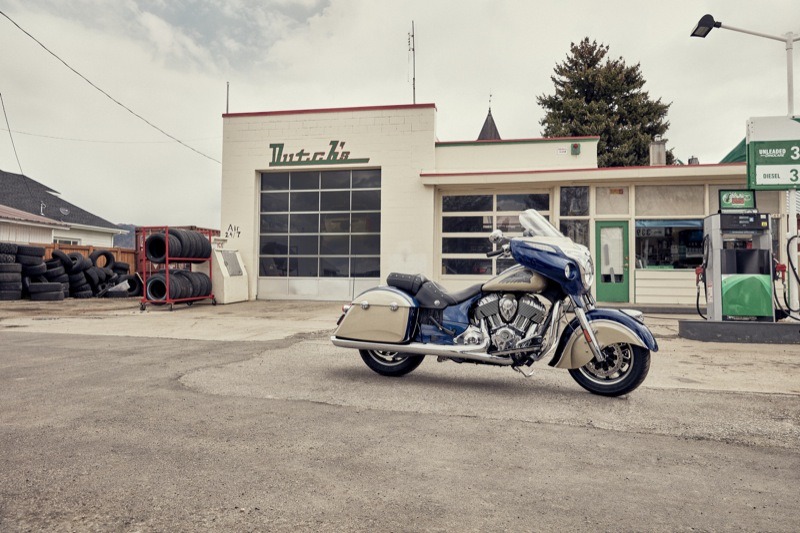 The Indian Chieftain Classic maintains its traditional fairing and valanced front fender for 2019