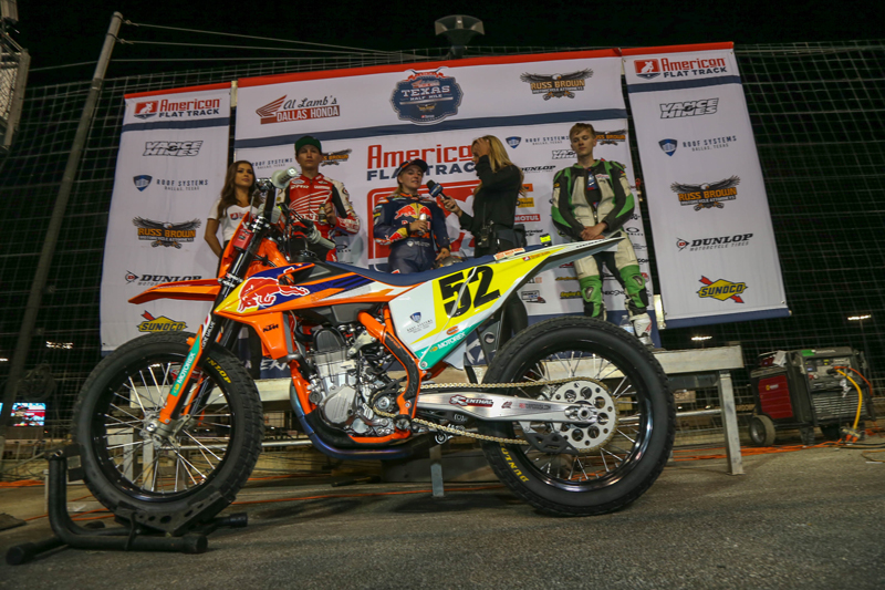 Shayna Texter flat track