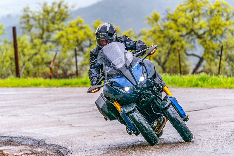 Kænguru Erobrer Hvornår 2019 Yamaha Niken GT | Video Review | Rider Magazine