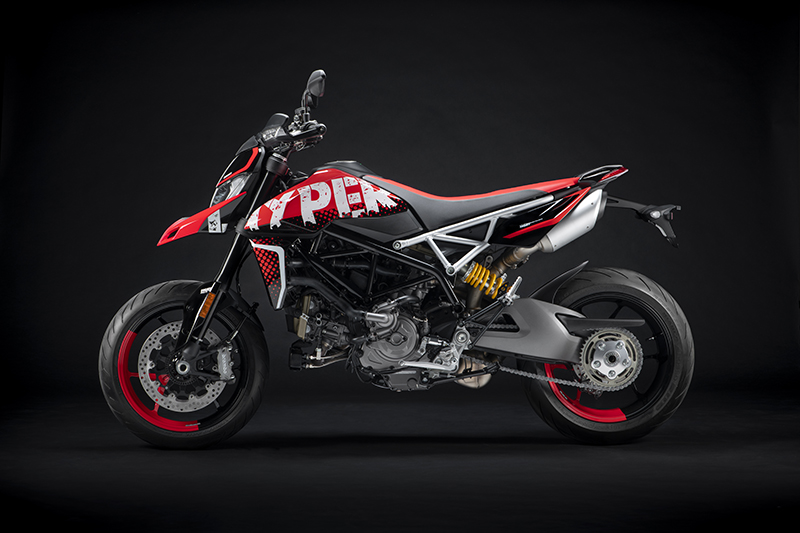 2020 Ducati Hypermotard 950 RVE First Look Review 8