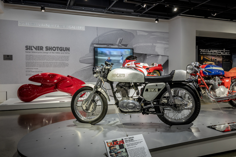 Silver Shotgun Italian Motorcycle Design of the 1960s and 1970s
