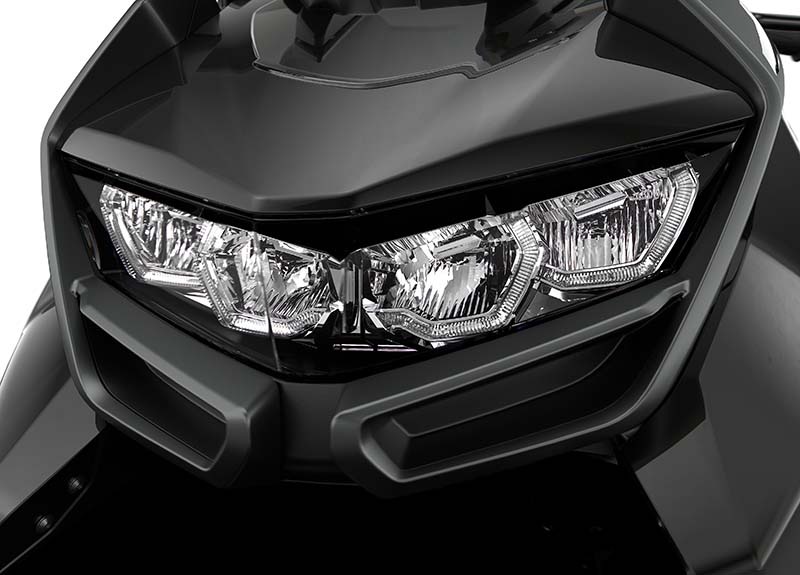 2022 BMW C 400 GT LED headlight