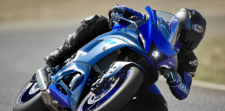 2022 Yamaha YZF-R7 review action track