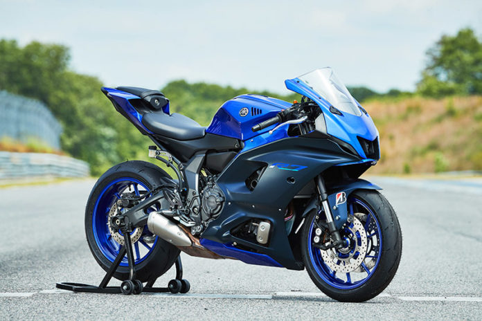 Yamaha YZF R First Ride Review Superbike Photos