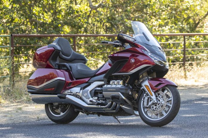 2021 Honda Gold Wing Tour DCT | Road Test Review | Rider Magazine