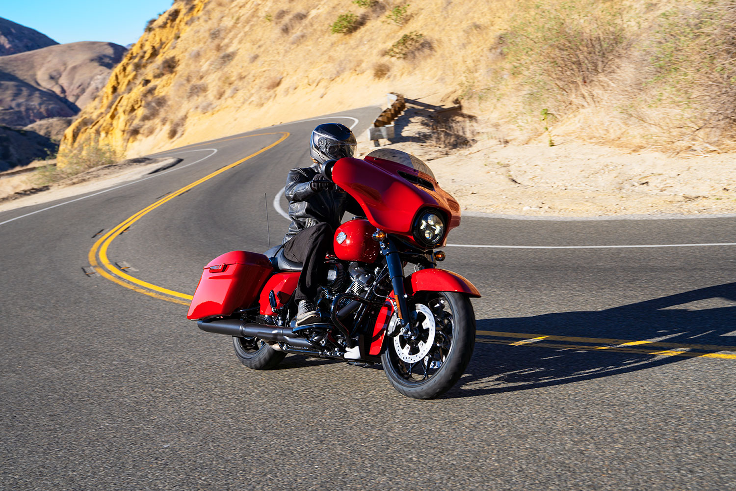 2022 Harley-Davidson Road Glide ST and Street Glide ST First Look