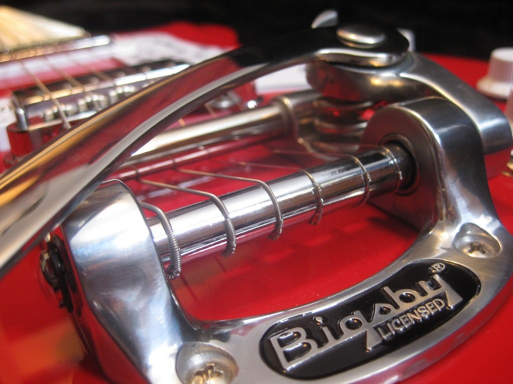 Bigsby True Vibrato Tailpiece