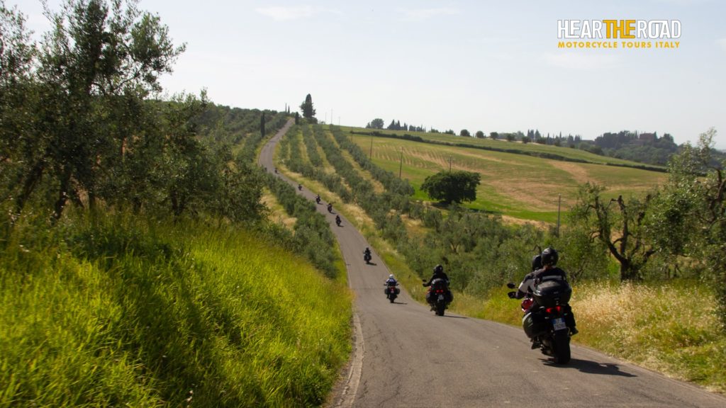 Ouça a Road Motorcycle Tours Itália anuncia calendário de 2022
