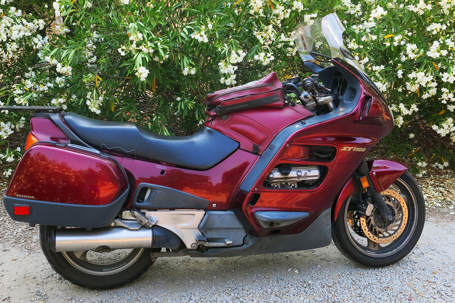Retrospective: 1990-2002 Honda ST1100 | Rider Magazine