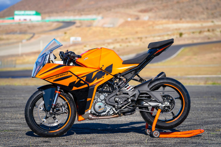 2022 Ktm Rc 390 First Ride Review Rider Magazine 3334