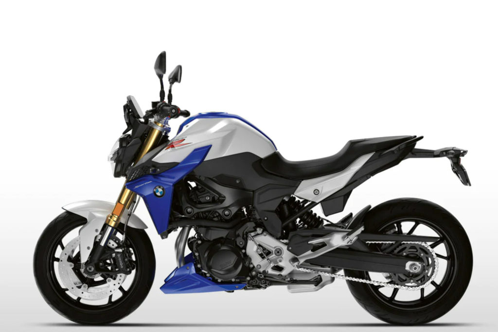 2023 BMW F 900 R in Sport Light White/Racing Blue/Racing Red