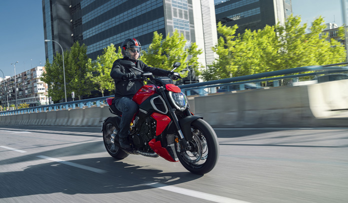 2023 Ducati Diavel V4 |  Revisão do acesso preferencial