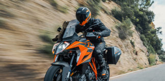 2023 KTM 1290 SUPER DUKE GT