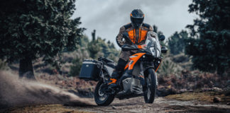 2023 KTM 890 Adventure