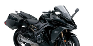 2023 Suzuki GSX-S1000GT+ in Glass Sparkle Black