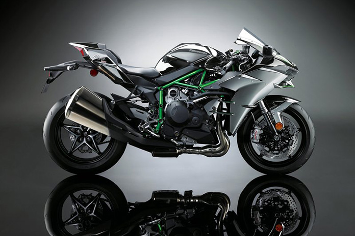 Supercharged and Turbocharged Motorcycles - 2015-Kawasaki-Ninja-H2-profile-right