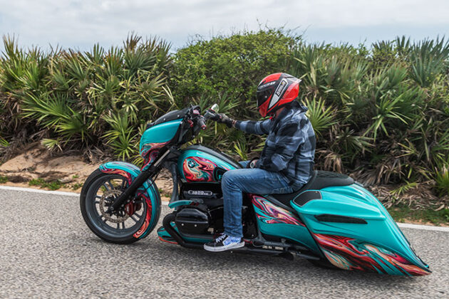 Custom BMW R 18 B 'Heavy Duty' Unveiled At Daytona Bike Week | Rider ...