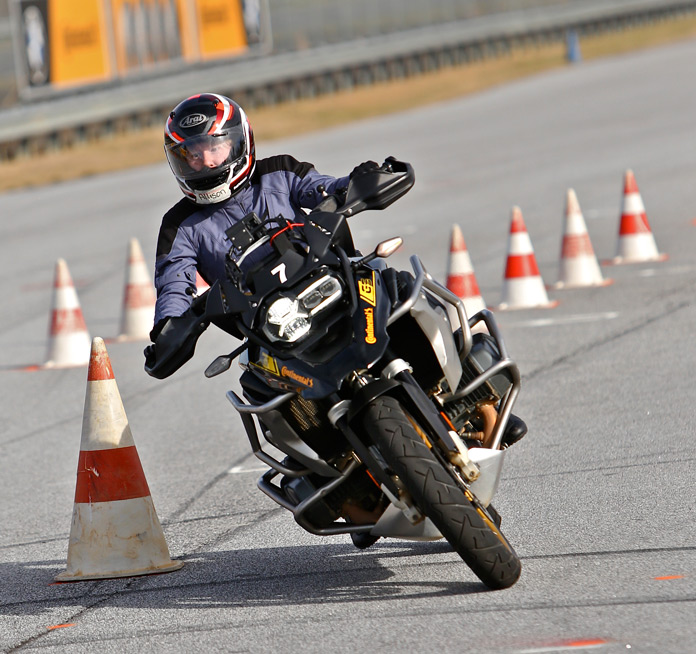 Street Survival at the BMW U.S. Rider Academy | Rider Magazine