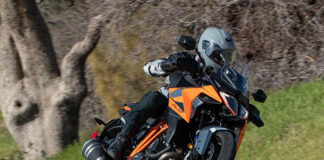 2023 KTM 1290 Super Duke GT