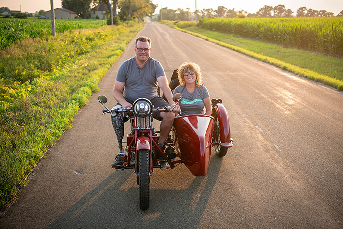 Ep 66 Rider Magazine Insider Podcast Jonas Zahn Brenda Kuhl Motocicletta Palla di cannone