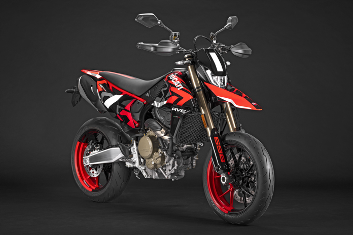 Recensione Ducati Hypermotard 698 Mono 2024 |  Primo sguardo