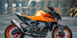2024 KTM 990 Duke