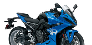 2024 Suzuki GSX-8R in Metallic Triton Blue