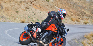 2024 KTM 990 Duke review