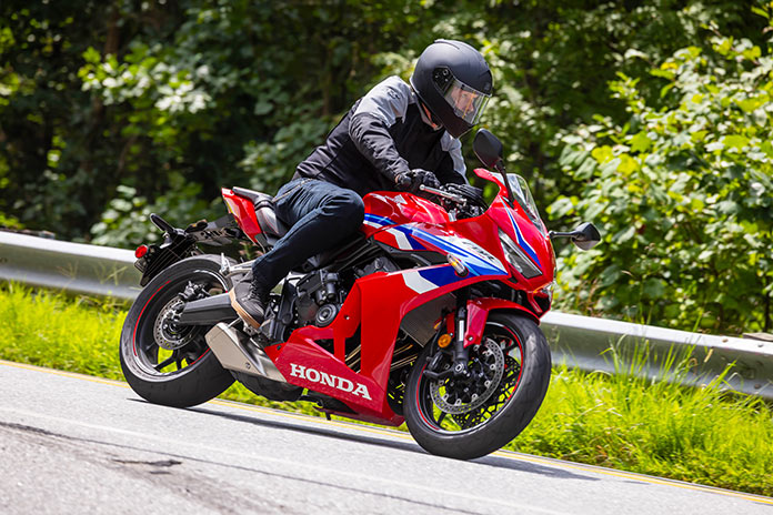 2024 Honda CB650R and CBR650R with E-Clutch Review