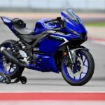 2025 Yamaha YZF-R3 and R7 Preview 2025-YZF-R3-blue-static