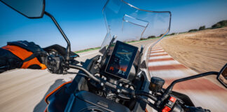 KTM TFT Touchscreen Displays