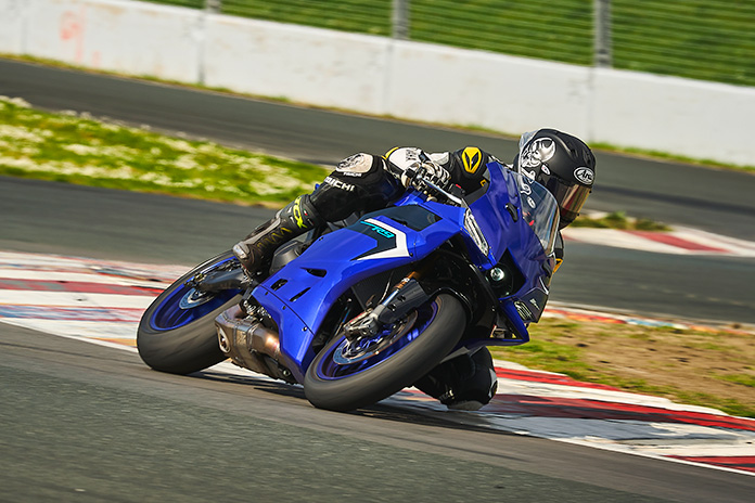 2025 Yamaha R9 review YZF-R9 Josh Hayes