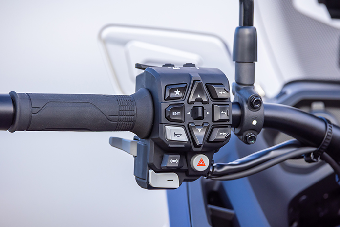 2025 Honda NT1100 DCT Review