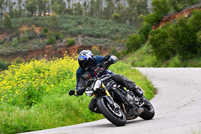 2025 Triumph Speed Triple 1200 RS Review street action