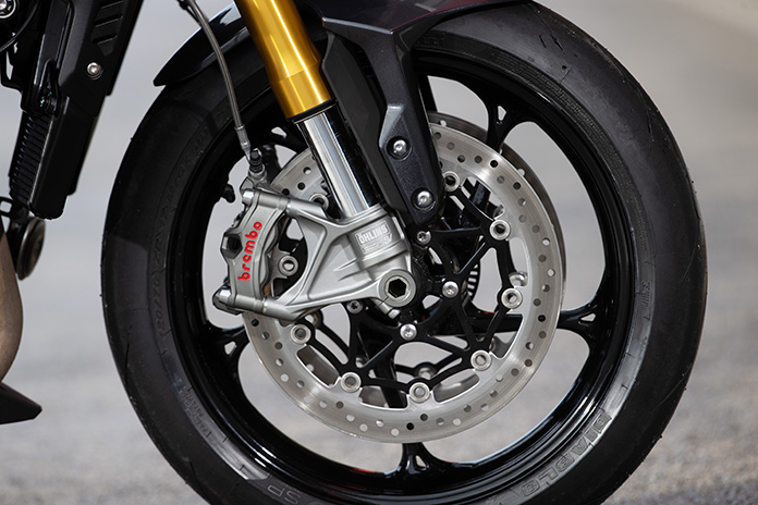2025 Triumph Speed Triple 1200 RS Review front wheel