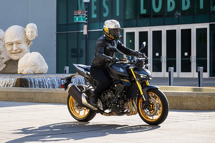 2025 Honda Hornet CB750 CB1000 SP review